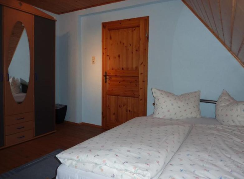 Landgasthaus Am Frauenstein Hotel Hinterweidenthal Kamer foto